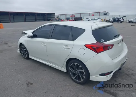 2018 Toyota Corolla Im from USA, damaged, VIN JTNKARJE4JJ563046